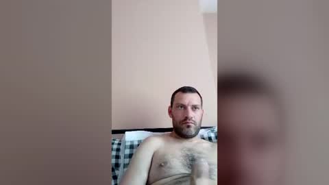 Snapshot of laszloszilagyi925 chatting on 06.18.26 laszloszilagyi925 online show from 06.18.26