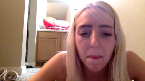 Roxy blue online show from 02.24.26