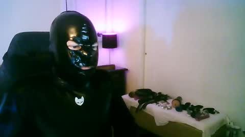 Snapshot of latexminheadroom chatting on 10.22.25 latexminheadroom online show from 10.22.25