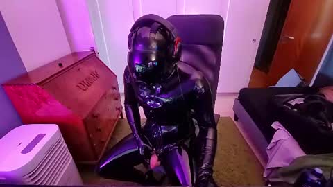 Snapshot of latexviking003 chatting on 07.13.26 latexviking003 online show from 07.13.26