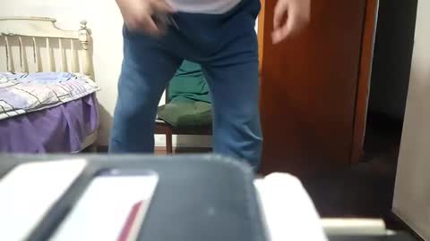 CHARLES ROBERT online show from 09.18.25