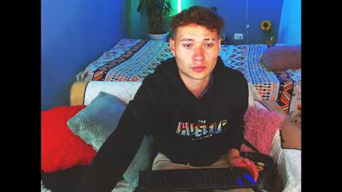 latin_boysxxx_ online show from 01.12.26