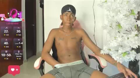 Snapshot of latin_kay1 chatting on 03.21.26 kay online show from 03.21.26