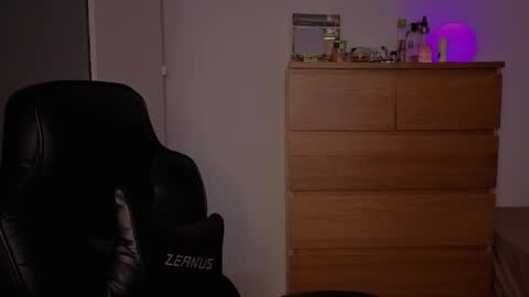  Free OF online show from 09.21.25