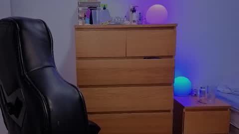  Free OF online show from 10.07.25