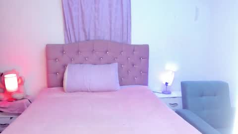 Snapshot of latinabombsheell chatting on 03.01.26 Martina online show from 03.01.26