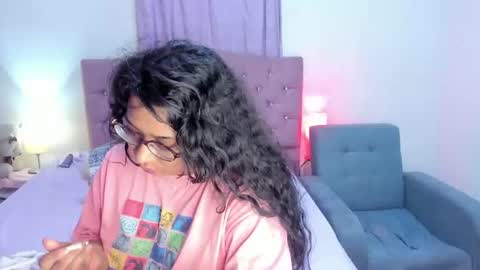 Snapshot of latinabombsheell chatting on 07.02.26 Martina online show from 07.02.26