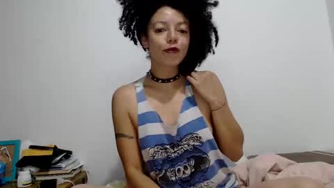 Snapshot of latinadreamy chatting on 02.05.25 Latinacoka online show from 02.05.25