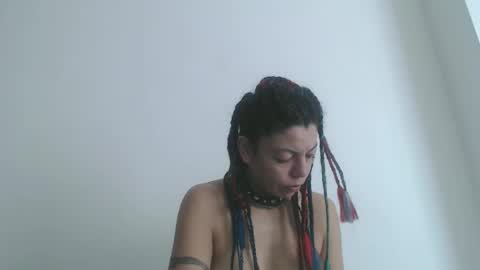 Snapshot of latinadreamy chatting on 11.07.25 Latinacoka online show from 11.07.25