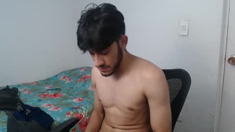 Snapshot of latinbunny7779 chatting on 12.20.24 camilo online show from 12.20.24