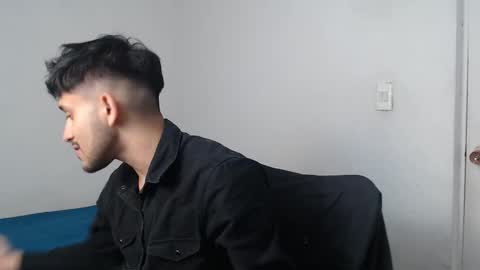 Snapshot of latinbunny7779 chatting on 02.11.25 camilo online show from 02.11.25