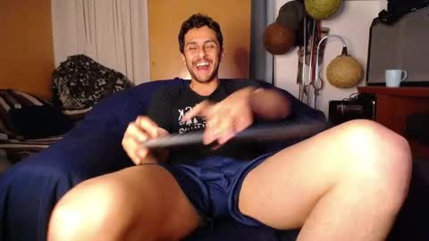 Juanito online show from 11.21.25