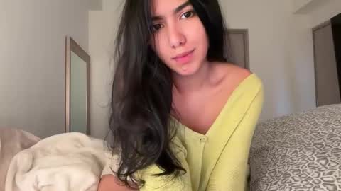 Snapshot of latinella chatting on 01.13.26 Hi - online show from 01.13.26