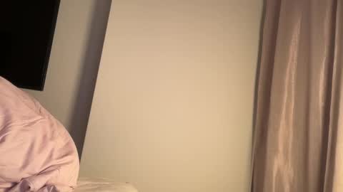 Snapshot of latinella chatting on 03.16.26 Hi - online show from 03.16.26