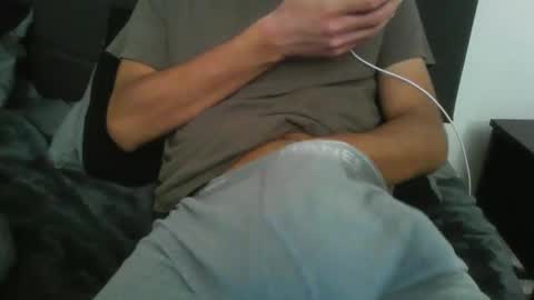 Snapshot of latinman7945 chatting on 04.20.26 latinman7945 online show from 04.20.26