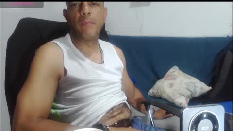 Snapshot of latinmartin254 chatting on 05.09.26 latinmartin254 online show from 05.09.26