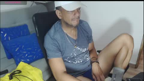 Snapshot of latinmartin254 chatting on 06.08.26 latinmartin254 online show from 06.08.26