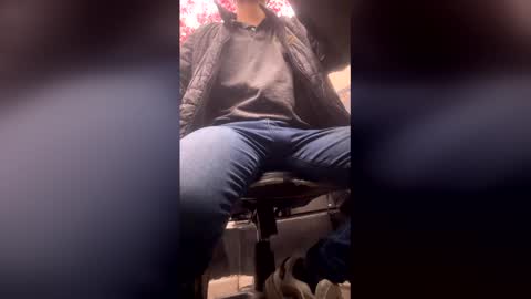 Snapshot of latinnloversxx chatting on 12.02.25 latinnloversxx online show from 12.02.25