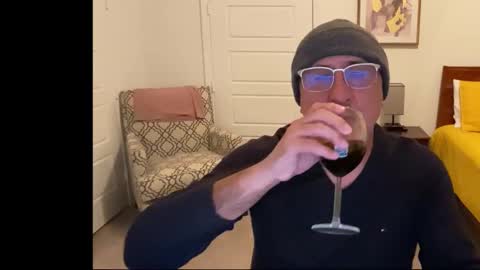 QS - INDEPENDENT MODEL online show from 01.09.26