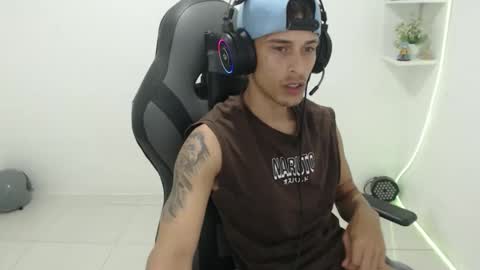 Snapshot of latinoalpha73 chatting on 02.28.26 latinoalpha73 online show from 02.28.26