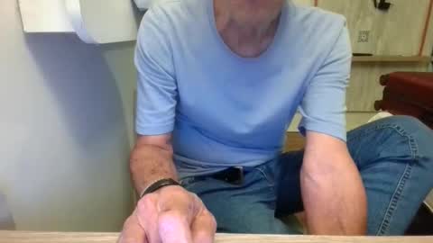 Snapshot of latinobra chatting on 02.23.26 latinobra online show from 02.23.26