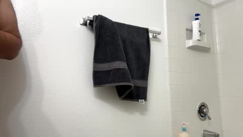 latinoforasian online show from 01.06.26