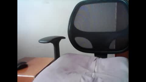 Latin Flow online show from 04.02.26