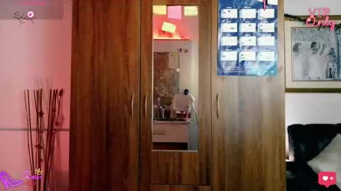 laujgray online show from 01.14.26