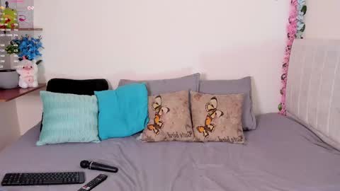 laura1__ online show from 03.01.25