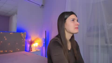 Laura online show from 03.24.26