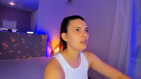 Snapshot of laura__leee chatting on 06.30.26 Laura online show from 06.30.26