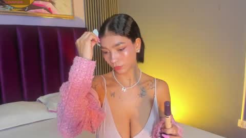 Laura online show from 05.20.26