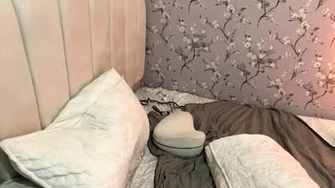 laura online show from 02.09.25