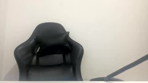 laura online show from 09.11.25