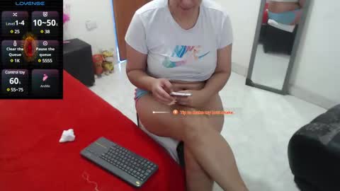 laura_foxx2379 online show from 02.20.25