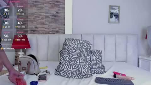 laura latinhot online show from 05.20.26