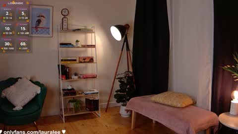 Laura Lee. online show from 10.19.25