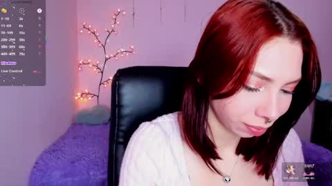 Snapshot of laura_olssen chatting on 05.20.26 Kate online show from 05.20.26