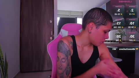 Laura Rose online show from 01.16.25