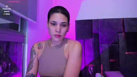 Laura Rose online show from 02.04.25