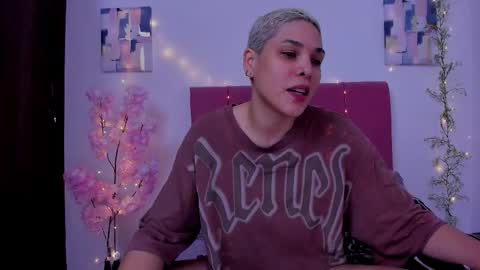 Laura Rose online show from 09.18.25