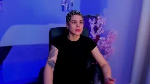 Laura Rose online show from 11.27.25