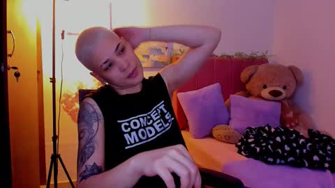 Laura Rose online show from 03.24.26