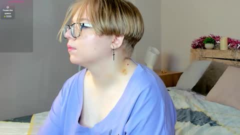 Snapshot of lauraaa_smith chatting on 02.18.26 Laura online show from 02.18.26