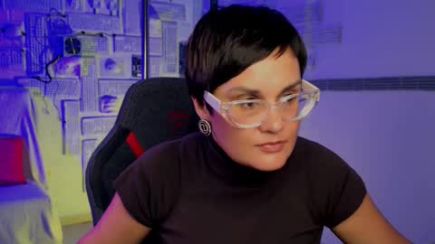 Snapshot of lauradavidsons chatting on 10.01.25 lauradavidsons online show from 10.01.25