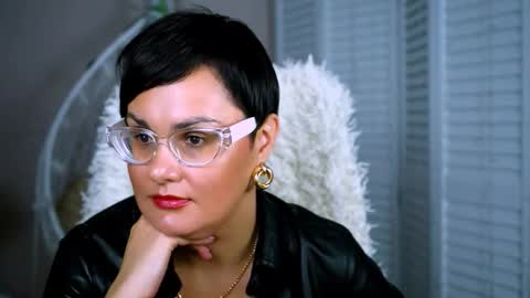 Snapshot of lauradavidsons chatting on 10.22.25 lauradavidsons online show from 10.22.25