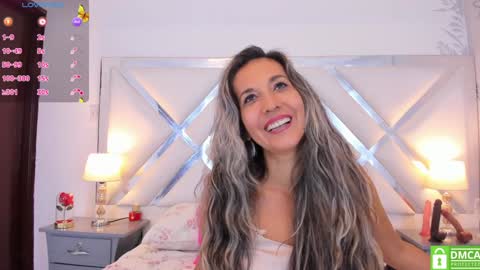 Laura online show from 12.03.24