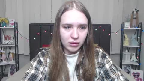 Snapshot of laurahlot chatting on 09.09.25 LauraHlot online show from 09.09.25