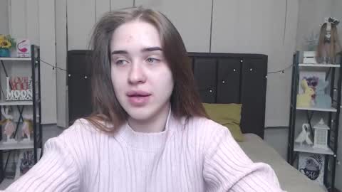 Snapshot of laurahlot chatting on 10.02.25 LauraHlot online show from 10.02.25