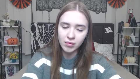 Snapshot of laurahlot chatting on 11.03.25 LauraHlot online show from 11.03.25